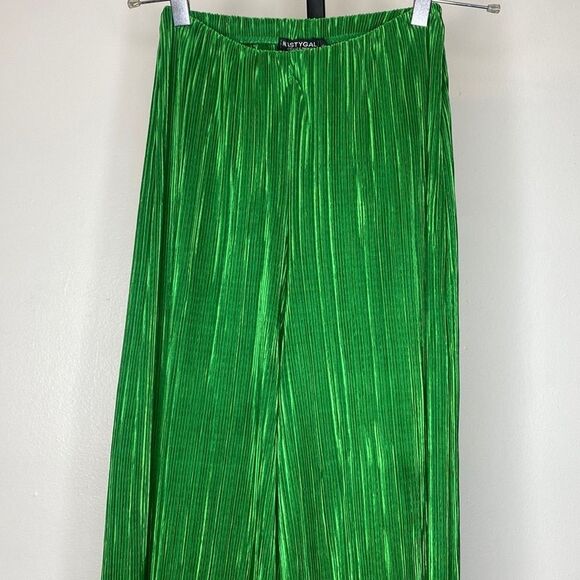 NEW…Green pleaded long pants size 0 from NASTY GAL - Picture 1 of 3